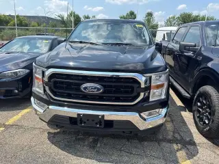 Ford F-150 2022 4x4 XLT 4 puertas SuperCrew 5.5 pies. SB