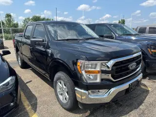 Ford F-150 2022 4x4 XLT 4 puertas SuperCrew 5.5 pies. SB