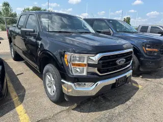 Ford F-150 2022 4x4 XLT 4 puertas SuperCrew 5.5 pies. SB