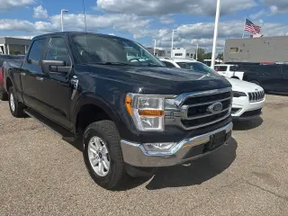 Ford F-150 2021 4x4 XLT 4 puertas SuperCrew 5.5 pies. SB