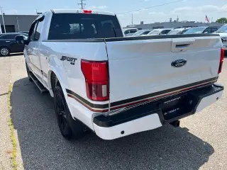 Ford F-150 2020 4x4 Lariat 4 puertas SuperCrew 6.5 pies. SB