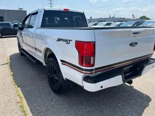 Ford F-150 2020 4x4 Lariat 4 puertas SuperCrew 6.5 pies. SB