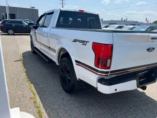 Ford F-150 2020 4x4 Lariat 4 puertas SuperCrew 6.5 pies. SB