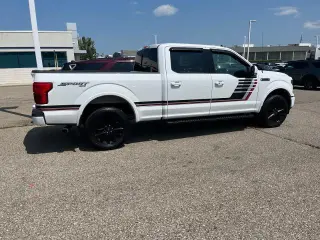 Ford F-150 2020 4x4 Lariat 4 puertas SuperCrew 6.5 pies. SB