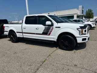 Ford F-150 2020 4x4 Lariat 4 puertas SuperCrew 6.5 pies. SB