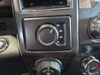 Ford F-150 2020 4x4 Lariat 4 puertas SuperCrew 6.5 pies. SB