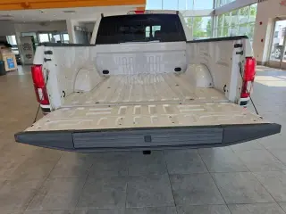 Ford F-150 2020 4x4 Lariat 4 puertas SuperCrew 6.5 pies. SB