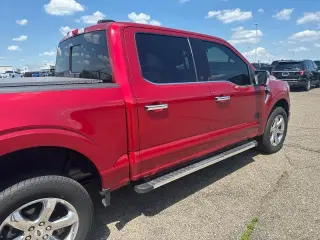 Ford F-150 2022 4x4 Lariat 4 puertas SuperCrew 6.5 pies. SB