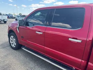 Ford F-150 2022 4x4 Lariat 4 puertas SuperCrew 6.5 pies. SB