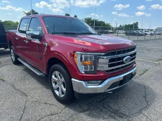 Ford F-150 2022 4x4 Lariat 4 puertas SuperCrew 6.5 pies. SB
