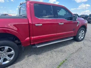 Ford F-150 2022 4x4 Lariat 4 puertas SuperCrew 6.5 pies. SB