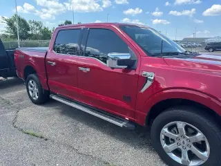 Ford F-150 2022 4x4 Lariat 4 puertas SuperCrew 6.5 pies. SB