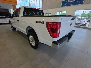 Ford F-150 2023 4x4 XLT 4 puertas SuperCrew 6.5 pies. SB