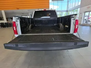 Ford F-150 2023 4x4 XLT 4 puertas SuperCrew 6.5 pies. SB