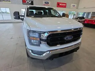 Ford F-150 2023 4x4 XLT 4 puertas SuperCrew 6.5 pies. SB