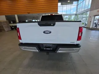 Ford F-150 2023 4x4 XLT 4 puertas SuperCrew 6.5 pies. SB
