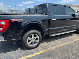 Ford F-150 2023 4x4 XL 4 puertas SuperCrew 6.5 pies. SB