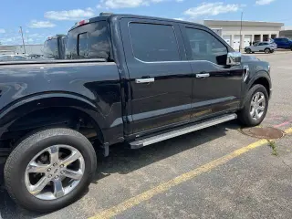 Ford F-150 2023 4x4 XL 4 puertas SuperCrew 6.5 pies. SB