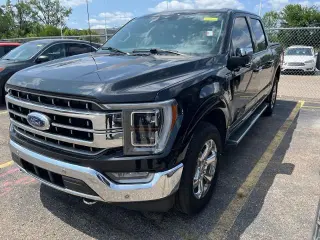 Ford F-150 2023 4x4 XL 4 puertas SuperCrew 6.5 pies. SB