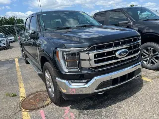Ford F-150 2023 4x4 XL 4 puertas SuperCrew 6.5 pies. SB