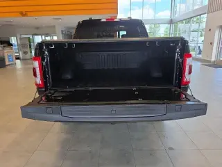 Ford F-150 2023 4x4 XL 4 puertas SuperCrew 6.5 pies. SB