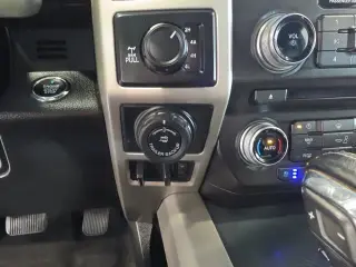 Ford F-150 2018 4x4 Lariat 4 puertas SuperCrew 6.5 pies. SB