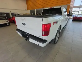 Ford F-150 2018 4x4 Lariat 4 puertas SuperCrew 6.5 pies. SB