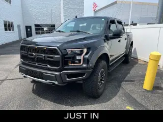 Ford F-150 2019 4x4 Raptor 4 puertas SuperCrew 5.5 pies. Caja corta
