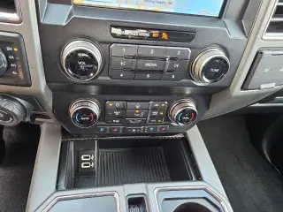 Ford F-150 2019 4x4 Raptor 4 puertas SuperCrew 5.5 pies. Caja corta