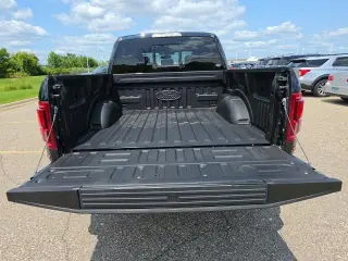 Ford F-150 2019 4x4 Raptor 4 puertas SuperCrew 5.5 pies. Caja corta