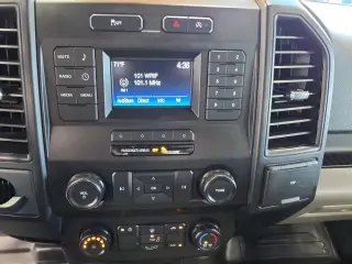 Ford F-150 2018 4x2 XL 2 puertas Cabina Regular 8 pies. LB