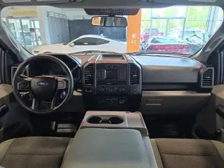 Ford F-150 2018 4x2 XL 2 puertas Cabina Regular 8 pies. LB