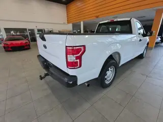 Ford F-150 2018 4x2 XL 2 puertas Cabina Regular 8 pies. LB