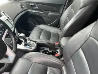 Chevrolet Cruze 2013 LTZ Automático 4 puertas Sedán con 1SJ