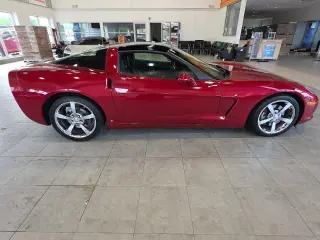 Chevrolet Corvette 2010 2 puertas Cupé con 2LT