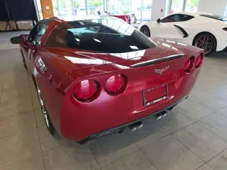 Chevrolet Corvette 2010 2 puertas Cupé con 2LT