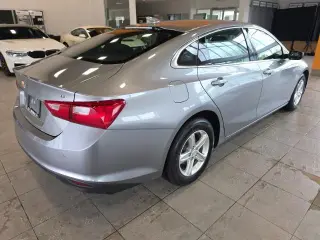 Chevrolet Malibu 2024 LT 4 puertas Sedán con 1LT