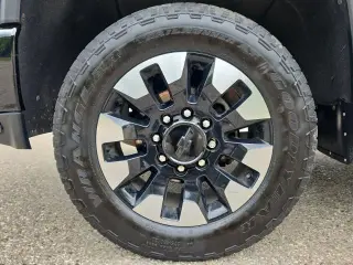 Chevrolet Silverado 2500HD 2020 4x4 Custom 4 puertas Cabina Crew SB