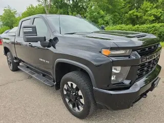 Chevrolet Silverado 2500HD 2020 4x4 Custom 4 puertas Cabina Crew SB