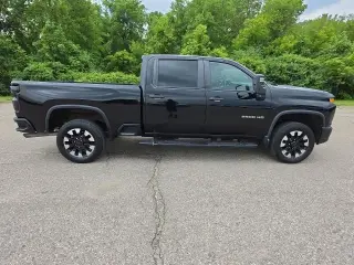 Chevrolet Silverado 2500HD 2020 4x4 Custom 4 puertas Cabina Crew SB