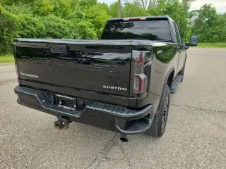 Chevrolet Silverado 2500HD 2020 4x4 Custom 4 puertas Cabina Crew SB