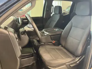 Chevrolet Silverado 1500 2022 4x4 Work Truck 4 puertas Crew Cab 5.8 pies. SB