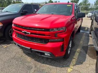 Chevrolet Silverado 1500 2020 4x4 RST 4 puertas Cabina Doble 6.6 pies. SB