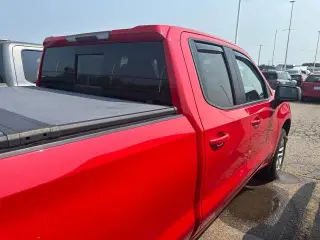 Chevrolet Silverado 1500 2020 4x4 RST 4 puertas Cabina Doble 6.6 pies. SB