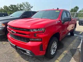 Chevrolet Silverado 1500 2020 4x4 RST 4 puertas Cabina Doble 6.6 pies. SB