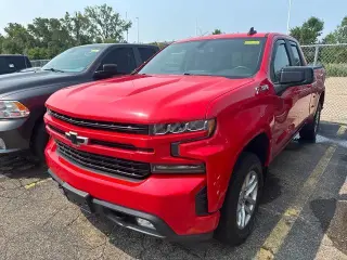 Chevrolet Silverado 1500 2020 4x4 RST 4 puertas Cabina Doble 6.6 pies. SB