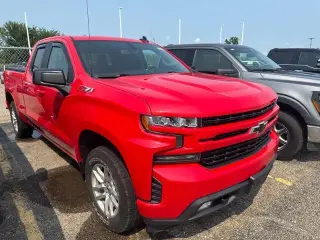 Chevrolet Silverado 1500 2020 4x4 RST 4 puertas Cabina Doble 6.6 pies. SB