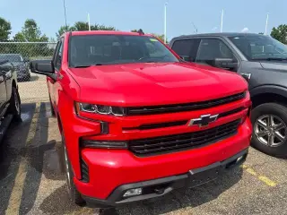 Chevrolet Silverado 1500 2020 4x4 RST 4 puertas Cabina Doble 6.6 pies. SB