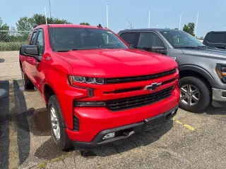 Chevrolet Silverado 1500 2020 4x4 RST 4 puertas Cabina Doble 6.6 pies. SB
