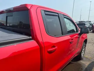 Chevrolet Silverado 1500 2020 4x4 RST 4 puertas Cabina Doble 6.6 pies. SB